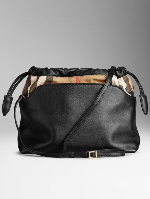 صورة حقيبة الهلال المصممة